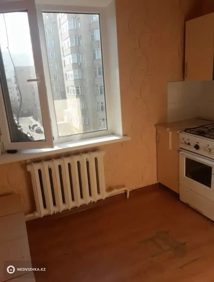 1-комнатная квартира, этаж 5 из 5, 30 м², фотография 2