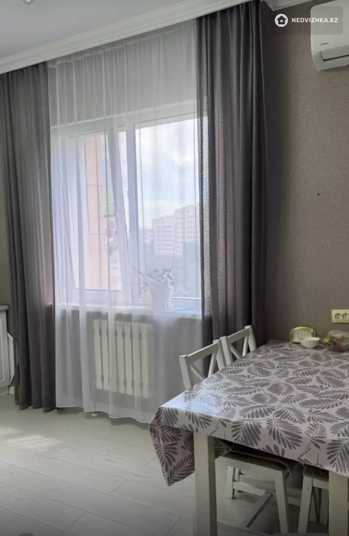 2-комнатная квартира, этаж 2 из 9, 71 м², фотография 3