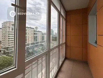 2-комнатная квартира, этаж 9 из 9, 71 м², миниатюра 5