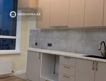 2-бөлмелі пәтер, қабат 14 барлық қабат саны 17, 50 м², 1-нобай