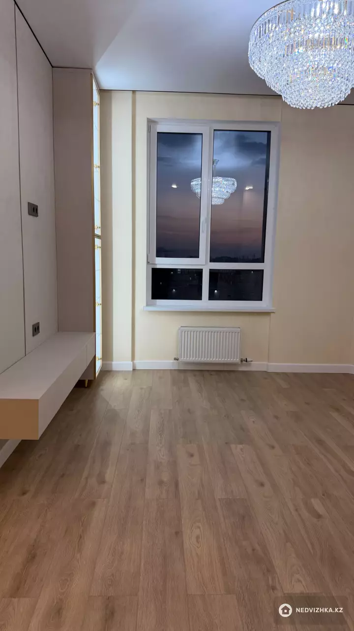 2-комнатная квартира, этаж 14 из 17, 50 м², фотография 2