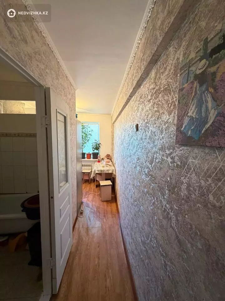 2-комнатная квартира, этаж 5 из 5, 48 м², фотография 4