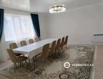 4-бөлмелі үй, 10 соттық, 148 м², 1-нобай