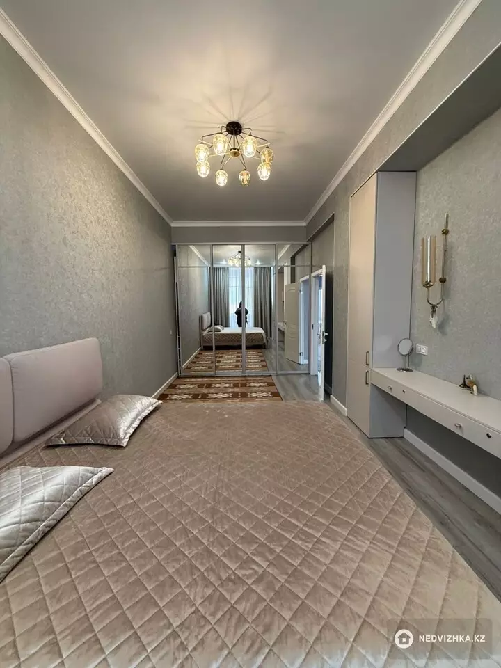 2-комнатная квартира, этаж 9 из 10, 85 м², фотография 3