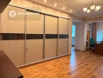6-бөлмелі пәтер, қабат 9 барлық қабат саны 10, 263 м², 6-нобай