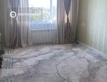 2-комнатная квартира, этаж 5 из 5, 55 м², миниатюра 2
