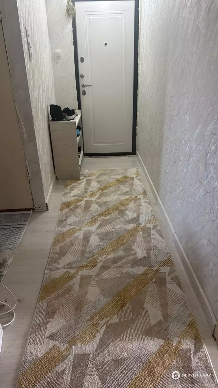 2-комнатная квартира, этаж 5 из 5, 55 м², фотография 3