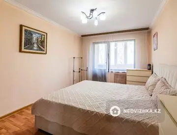 2-комнатная квартира, этаж 4 из 4, 46 м², миниатюра 2