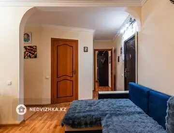2-комнатная квартира, этаж 4 из 4, 46 м², миниатюра 7