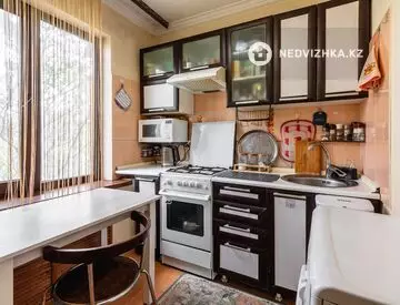 2-комнатная квартира, этаж 4 из 4, 46 м², миниатюра 11