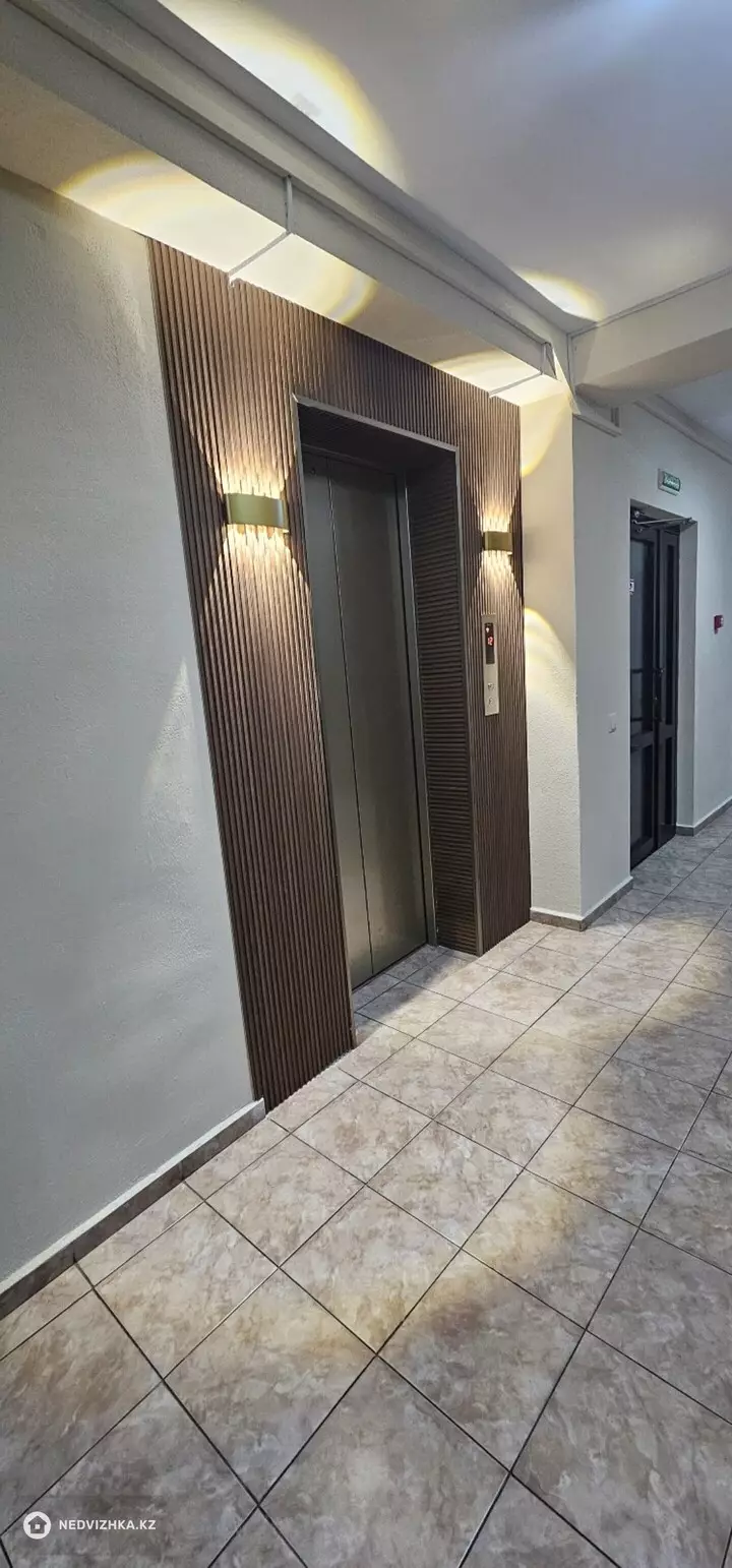 3-бөлмелі пәтер, қабат 13 барлық қабат саны 22, 79 м², 3-фотосурет