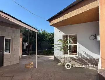 4-комнатный дом, 4 соток, 63 м²