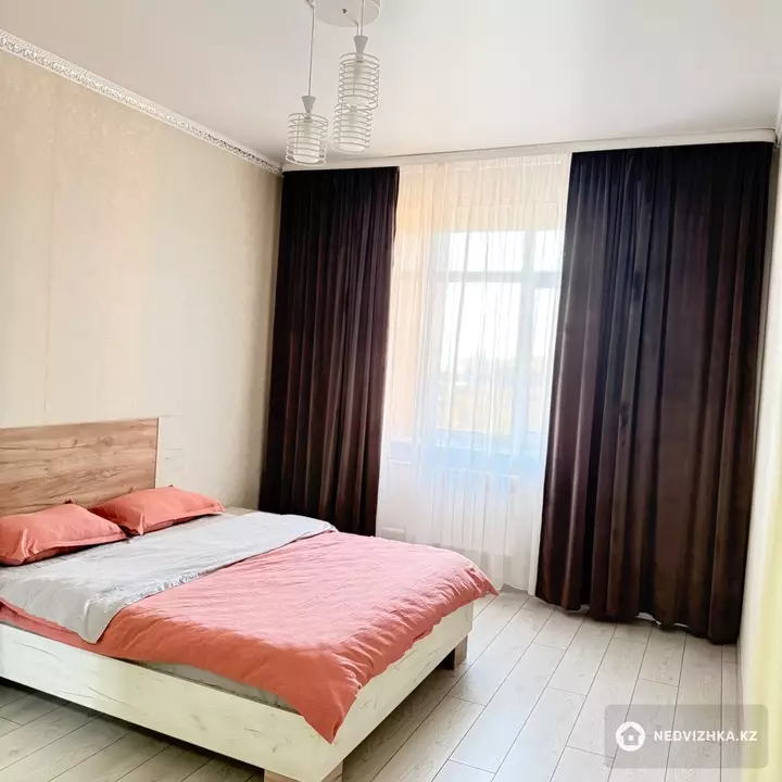 3-комнатная квартира, этаж 5 из 9, 75 м², Посуточно, фотография 4