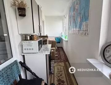 3-комнатная квартира, этаж 4 из 5, 58 м², миниатюра 4