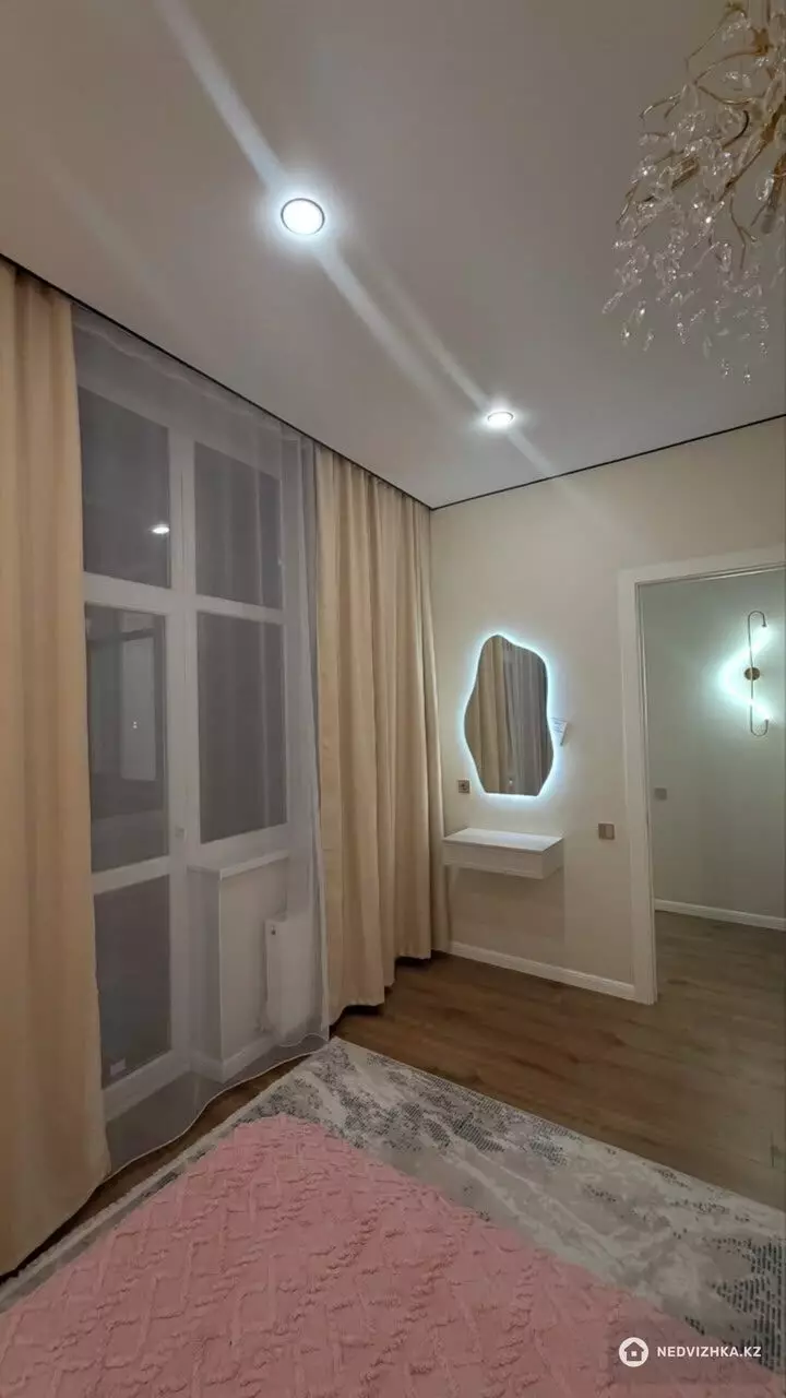 2-комнатная квартира, этаж 7 из 9, 65 м², Посуточно, фотография 4