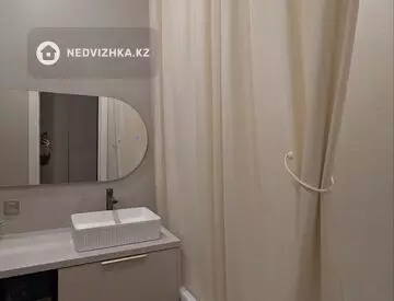 2-комнатная квартира, этаж 7 из 9, 65 м², Посуточно, миниатюра 6