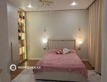 2-комнатная квартира, этаж 7 из 9, 65 м², Посуточно, миниатюра 1
