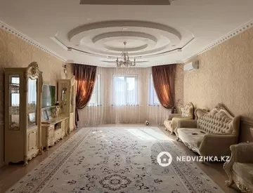 9-комнатный дом, 8 соток, 390 м²