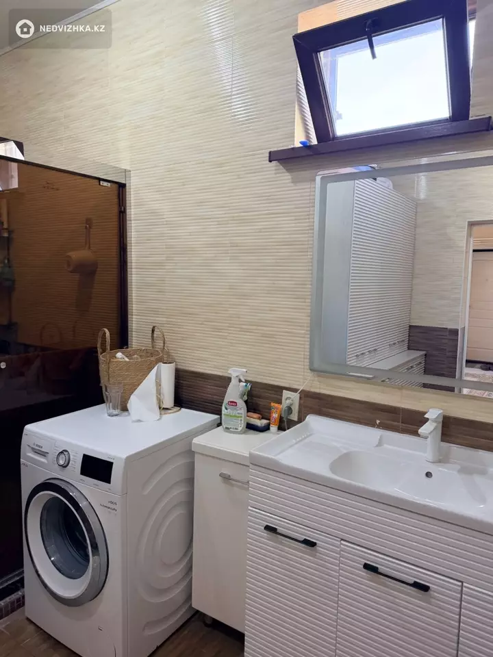 9-комнатный дом, 8 соток, 390 м², фотография 3