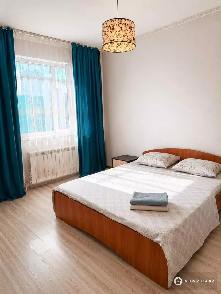2-комнатная квартира, этаж 1 из 5, 67 м², Посуточно, фотография 3