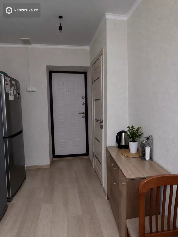 1-комнатная квартира, этаж 2 из 5, 18 м², фотография 2