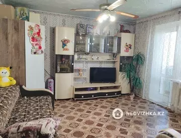 4-комнатная квартира, этаж 9 из 9, 82 м², миниатюра 7