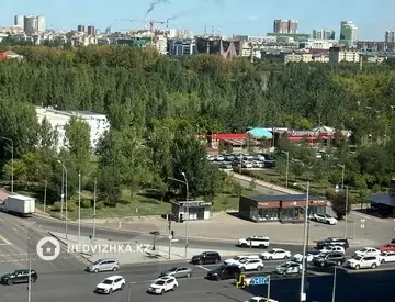 4-бөлмелі пәтер, қабат 10 барлық қабат саны 21, 111 м², 8-нобай