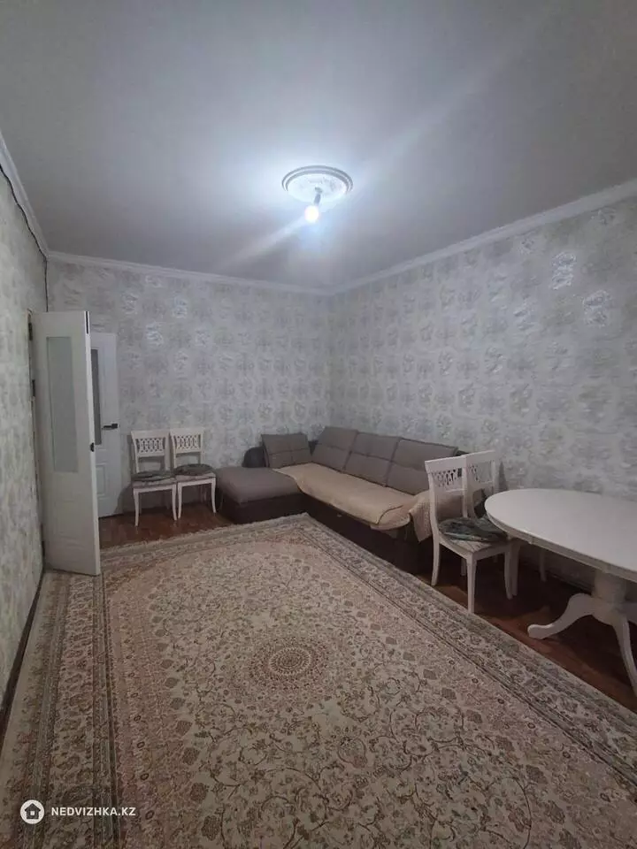 3-комнатная квартира, этаж 5 из 5, 70 м², фотография 2