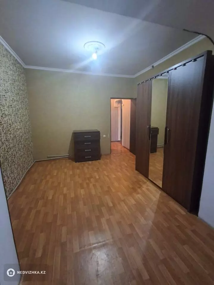 3-комнатная квартира, этаж 5 из 5, 70 м², фотография 4