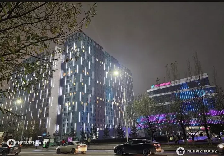 2-комнатная квартира, этаж 15 из 21, 70 м², фотография 2