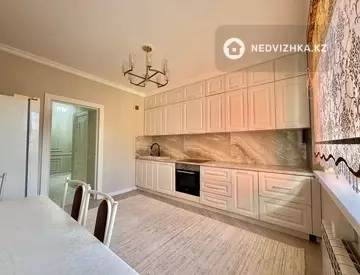 4-комнатная квартира, этаж 8 из 12, 111 м², миниатюра 4