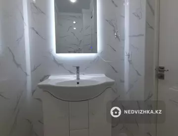 3-комнатная квартира, этаж 3 из 4, 100 м², миниатюра 12