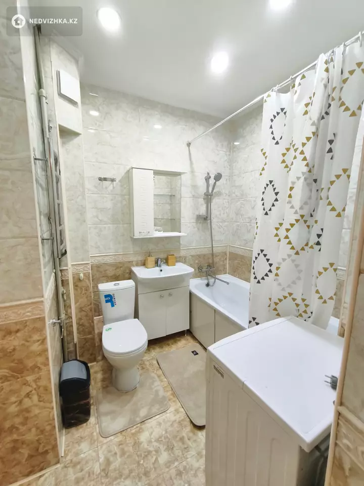 1-комнатная квартира, этаж 2 из 9, 42 м², На длительный срок, фотография 4