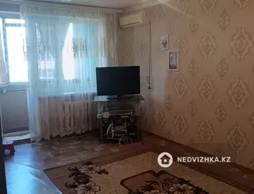 2-комнатная квартира, этаж 4 из 5, 49 м²