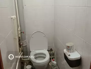 2-комнатная квартира, этаж 4 из 5, 49 м²