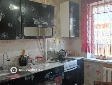2-комнатная квартира, этаж 4 из 5, 49 м²