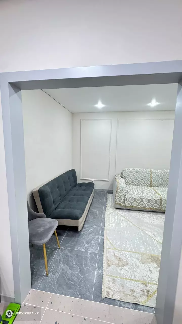 2-комнатная квартира, этаж 1 из 9, 58 м², Посуточно, фотография 2