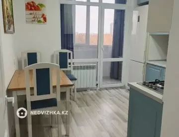 2-комнатная квартира, этаж 6 из 12, 61 м², миниатюра 1