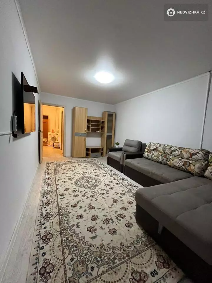 2-комнатная квартира, этаж 2 из 5, 47 м², фотография 4