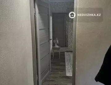 2-комнатная квартира, этаж 2 из 4, 45 м², миниатюра 2