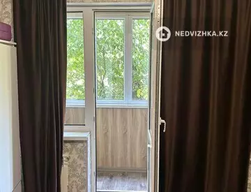 2-комнатная квартира, этаж 2 из 4, 45 м², миниатюра 4