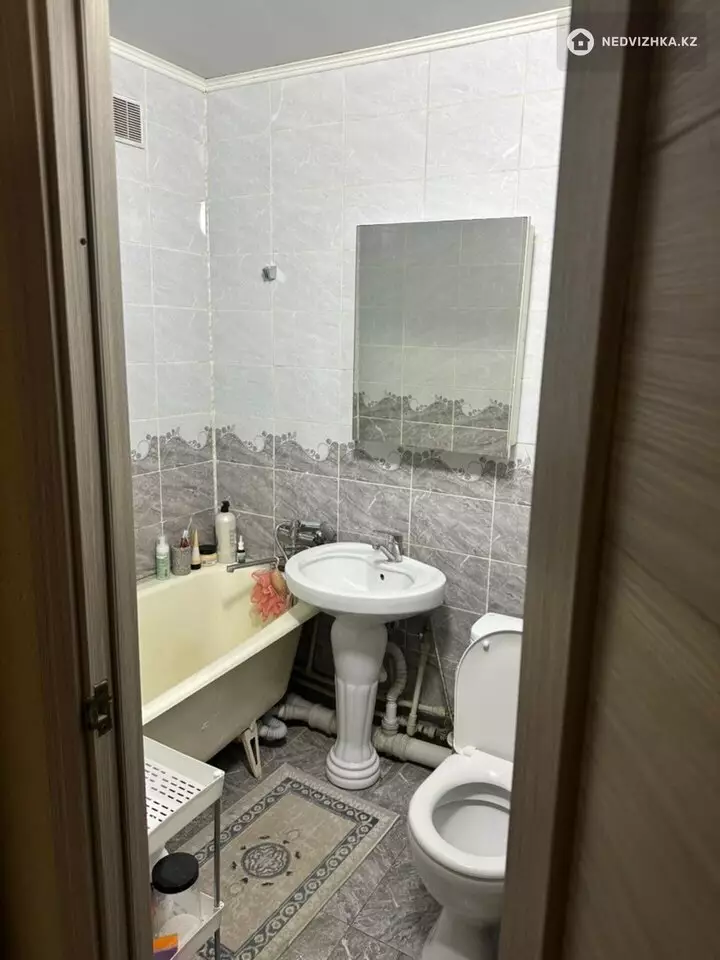 2-комнатная квартира, этаж 2 из 4, 45 м², фотография 5