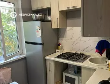 2-комнатная квартира, этаж 2 из 4, 45 м², миниатюра 8