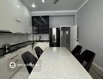 2-комнатная квартира, этаж 9 из 10, 85 м², миниатюра 8