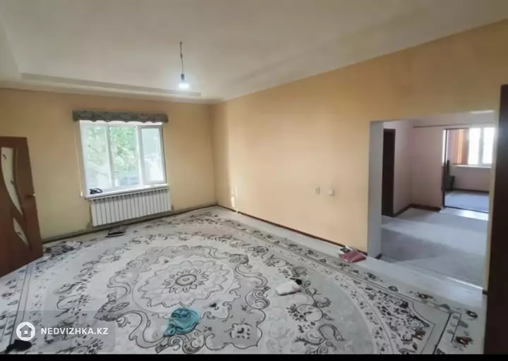 6-комнатная часть дома, 0.1 соток, 156 м², фотография 2