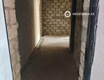 2-комнатная квартира, этаж 4 из 7, 81 м²