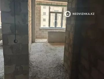 2-комнатная квартира, этаж 4 из 7, 81 м²