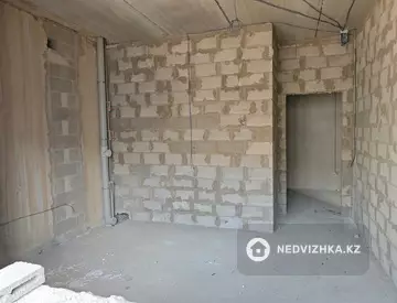 2-комнатная квартира, этаж 4 из 7, 81 м², миниатюра 7