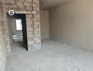 2-комнатная квартира, этаж 4 из 7, 81 м², миниатюра 9