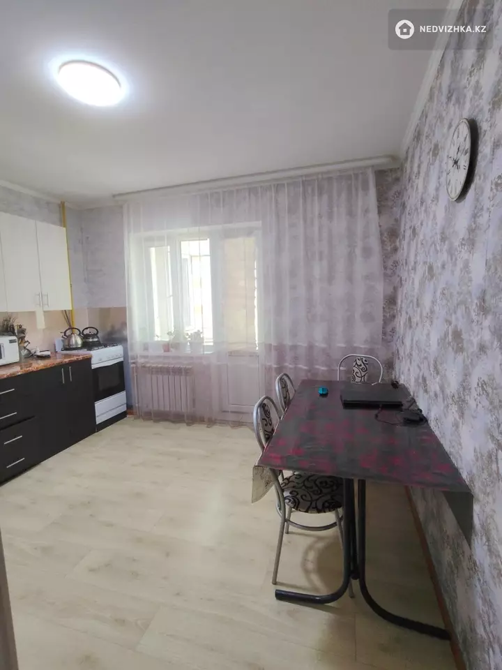 3-комнатная квартира, этаж 7 из 9, 84 м², фотография 3